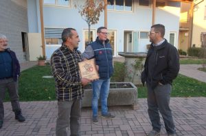 k-Silvano Turatosein Angestellter und Zuchtberater Angelo Pozatti